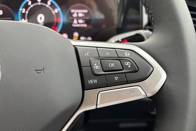 VOLKSWAGEN  Tiguan  Photo 17