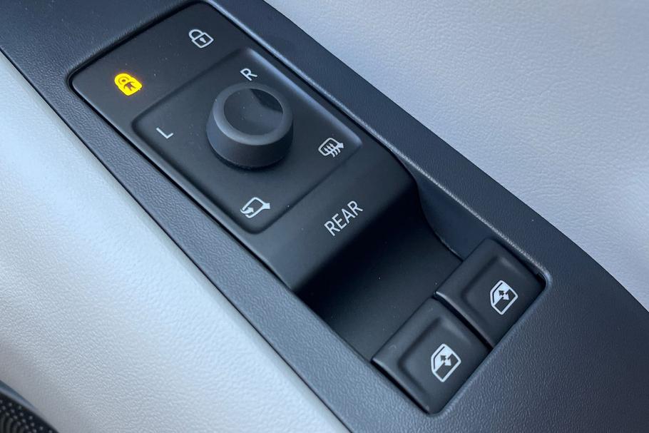 Used Ford EXPLORER 16