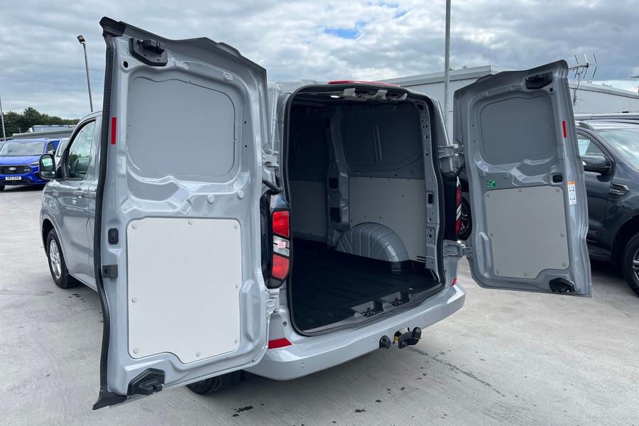 Ford Transit Custom Photo autoimg-55556775f283322b6f567c24999c7c43827549fa.jpg