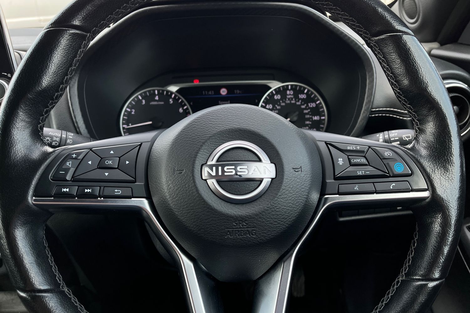 Nissan JUKE Photo 11