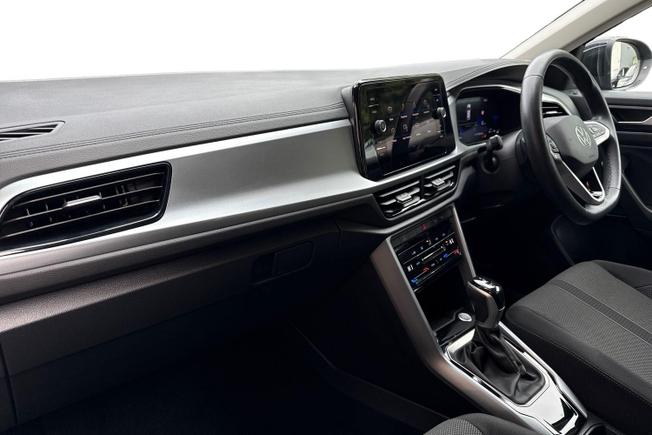 VOLKSWAGEN T-Roc Photo 2