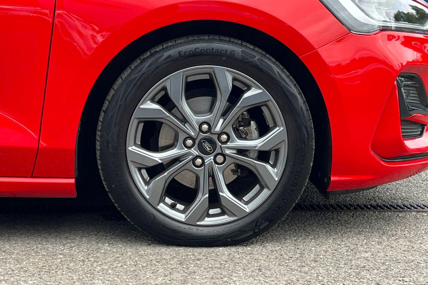 Ford FOCUS Photo 7