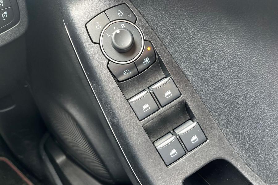 Ford Puma Photo autoimg-555d8ef89a7fe8182e60e8d9989fdb85218c6cd6.jpg