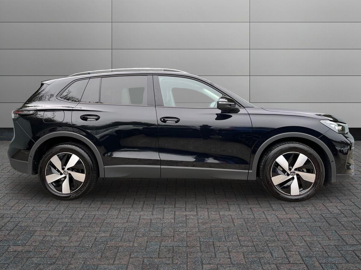 Volkswagen Tiguan Photo autoimg-555effa5bfef59c6faa790a09c6efd379242b236.jpg