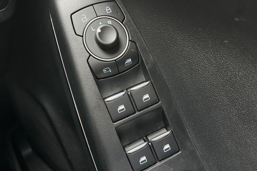 Ford PUMA Photo autoimg-5560e5f624e511fa780c670234620c8753a5ea74.jpg