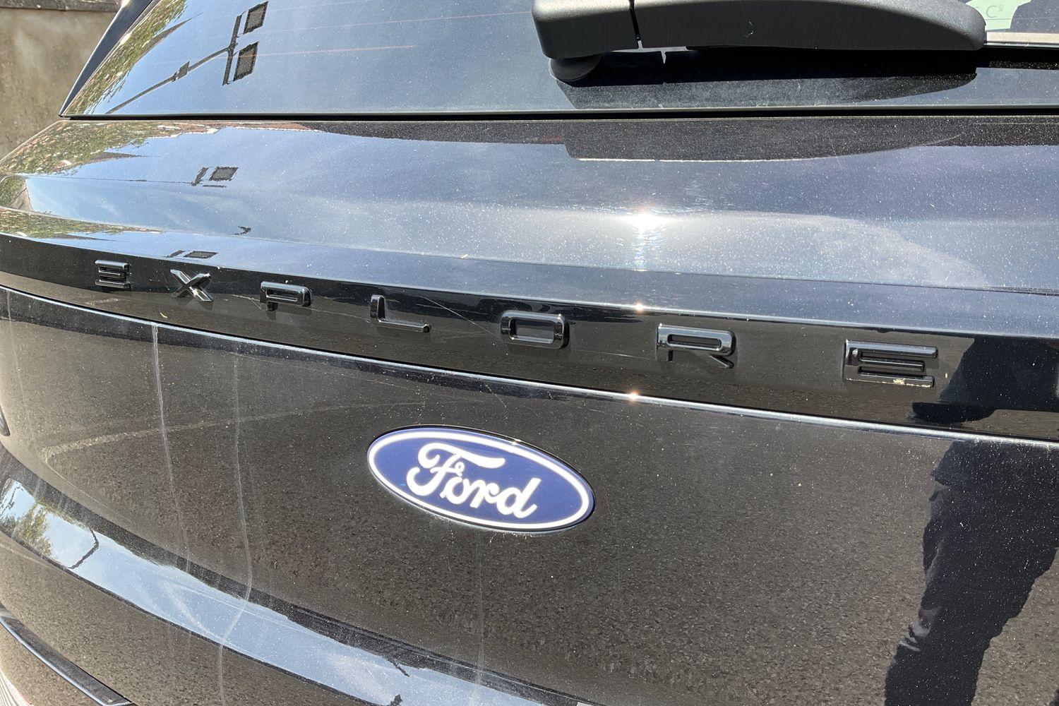 Ford Explorer Photo 39