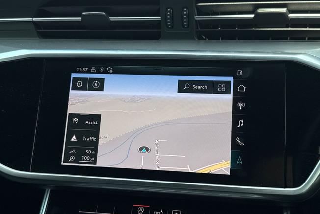 AUDI A6 Avant Photo 14