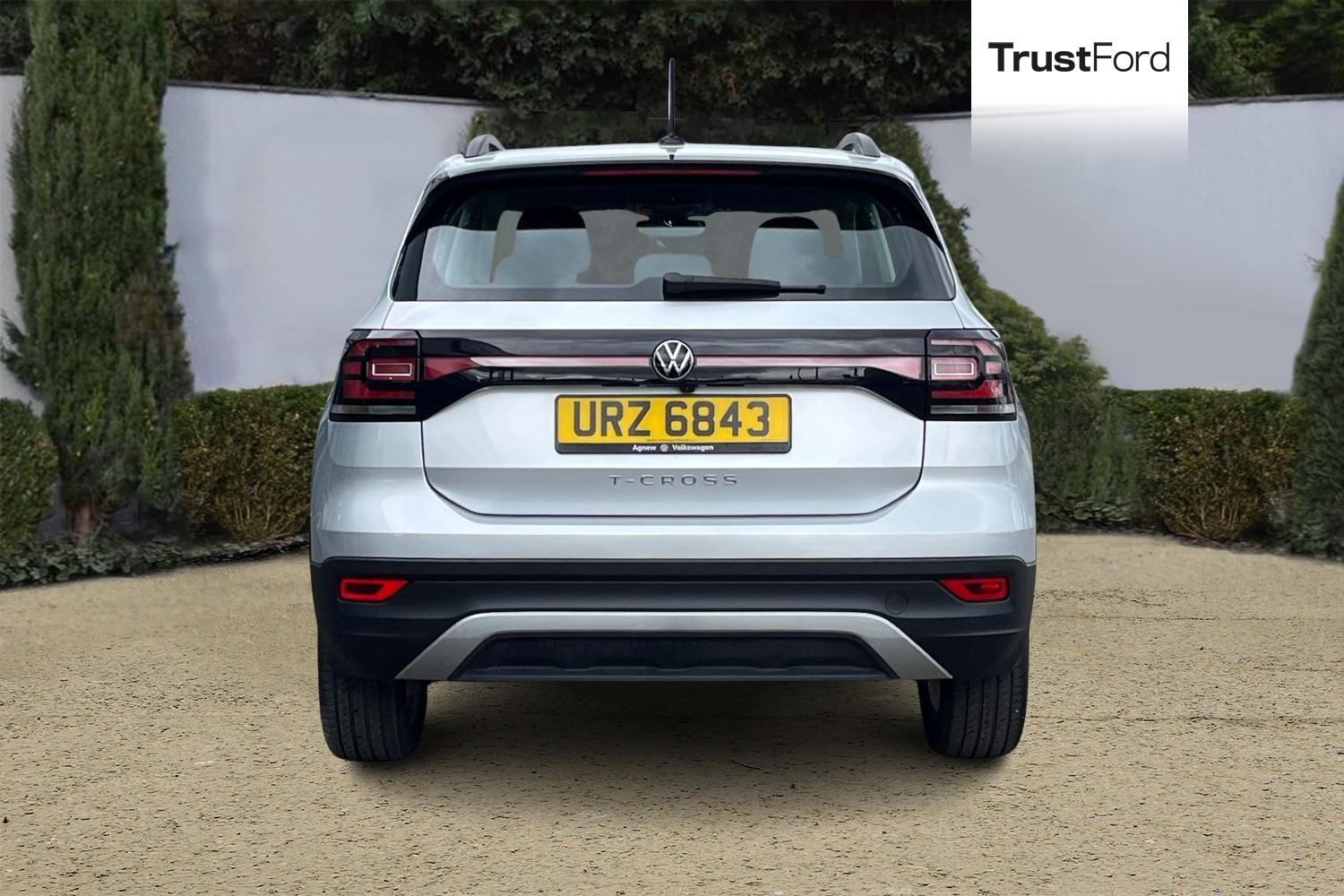 Volkswagen T-CROSS Photo 6