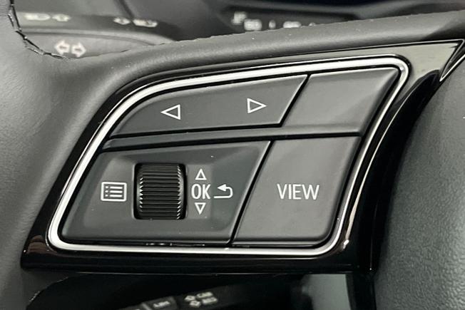 AUDI Q2 Photo 16