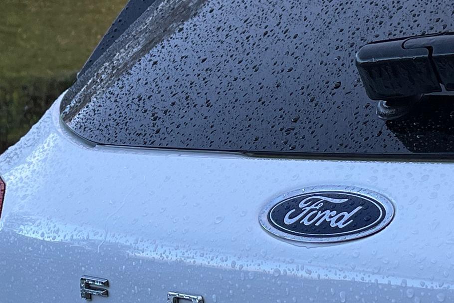 Used Ford FOCUS YH25XHR 40