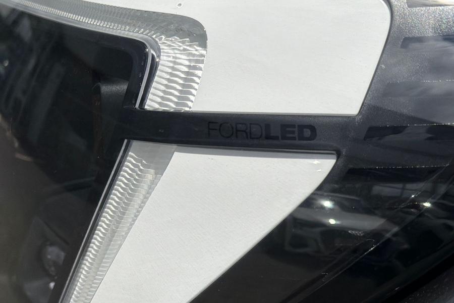 Ford Explorer Photo autoimg-557779789931cac6563d658bdc57504328455ef9.jpg