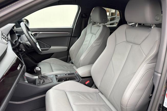 Audi Q3 Photo 42