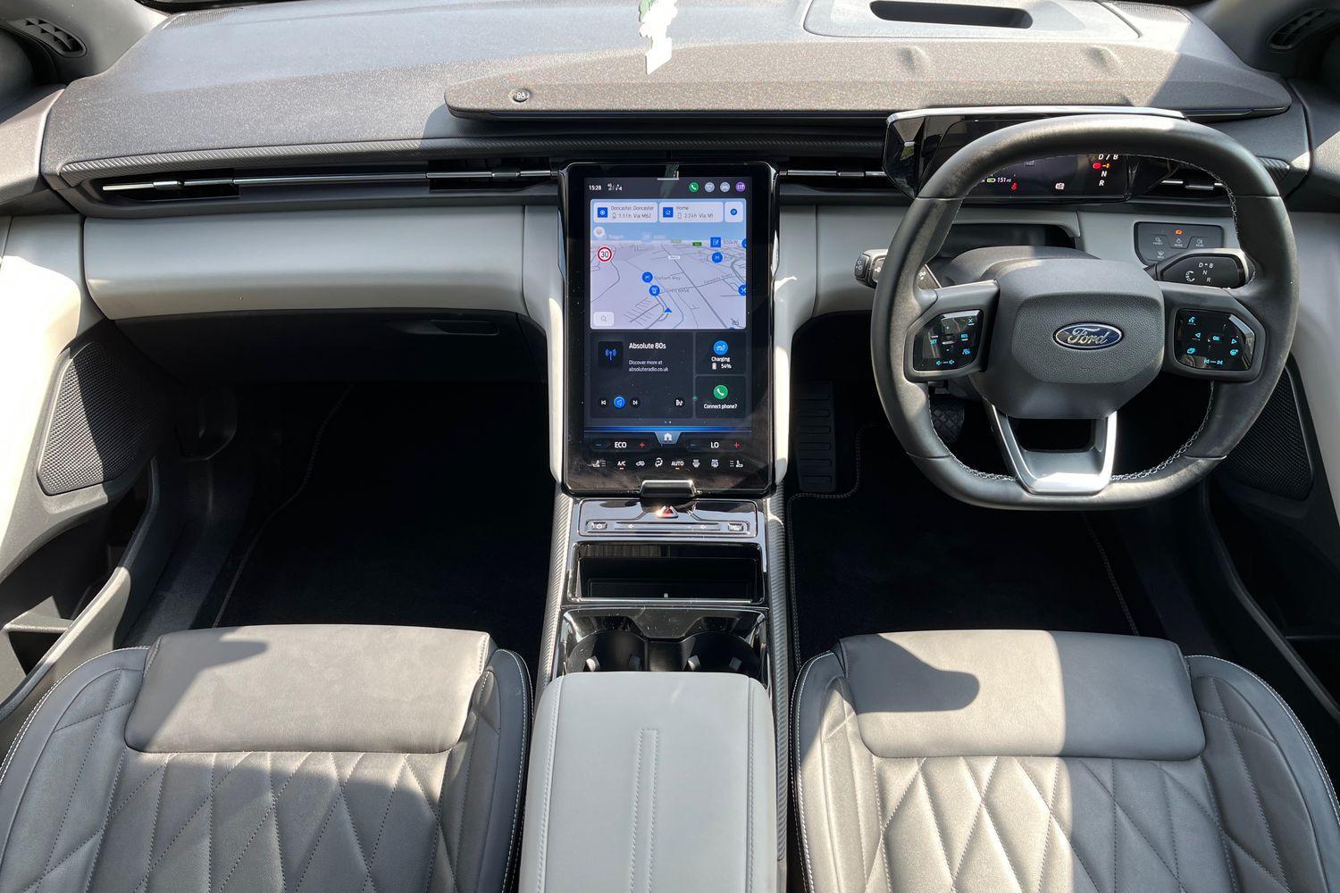 Ford Explorer Photo 9