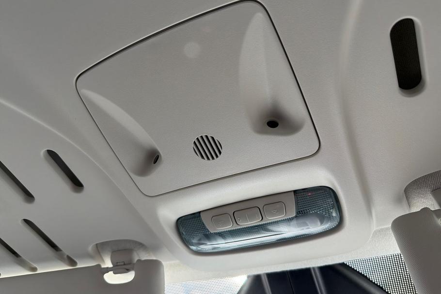 Used Ford TRANSIT COURIER FY21SOC 37