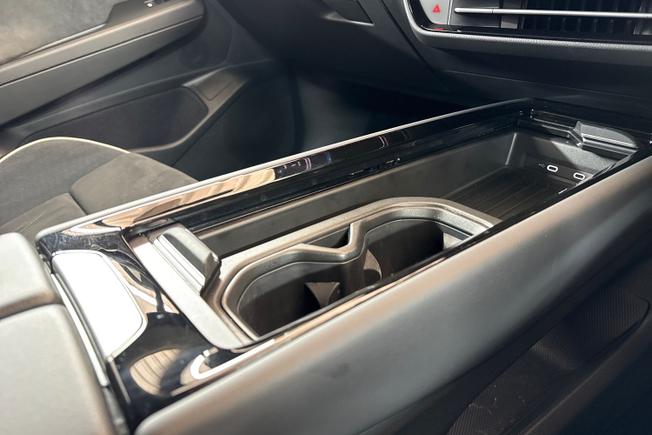 VOLKSWAGEN Id.7 Photo 24