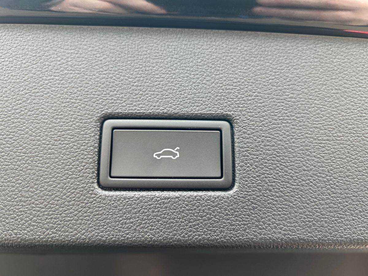 Volkswagen T-Roc Photo autoimg-558158cb2333153f7607872bf973dfd1c0c3f1ba.jpg