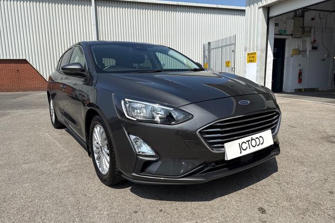 FORD Focus Photo 30