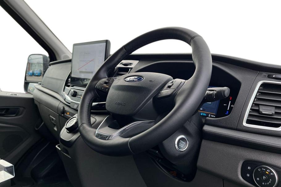 Used Ford E-TRANSIT 14