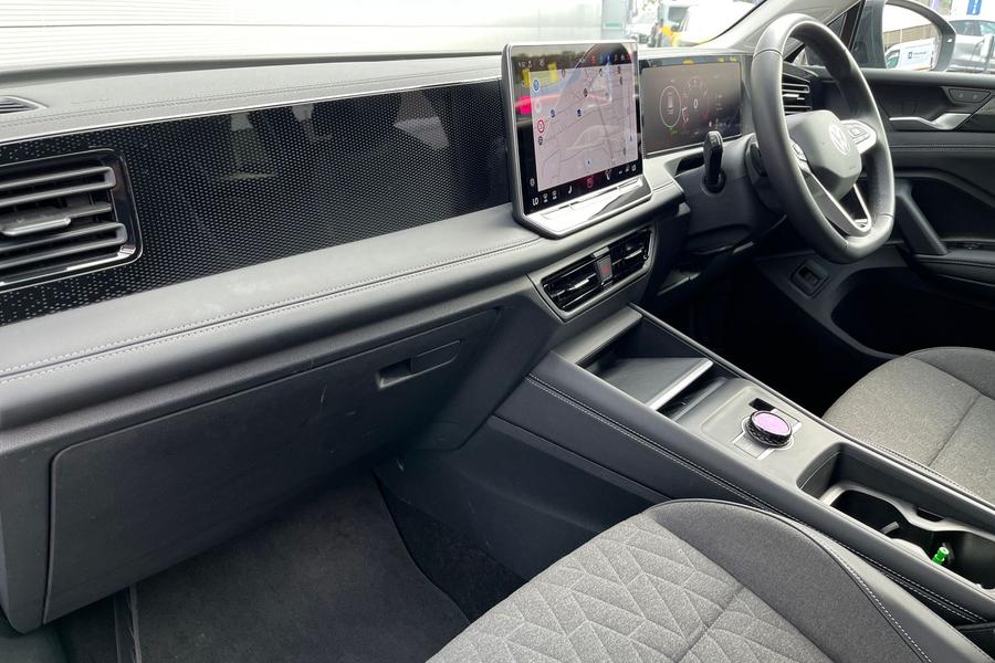 Volkswagen TIGUAN Photo autoimg-55869ddba3bf1f4b0d3319d875b486cdf26123d4.jpg