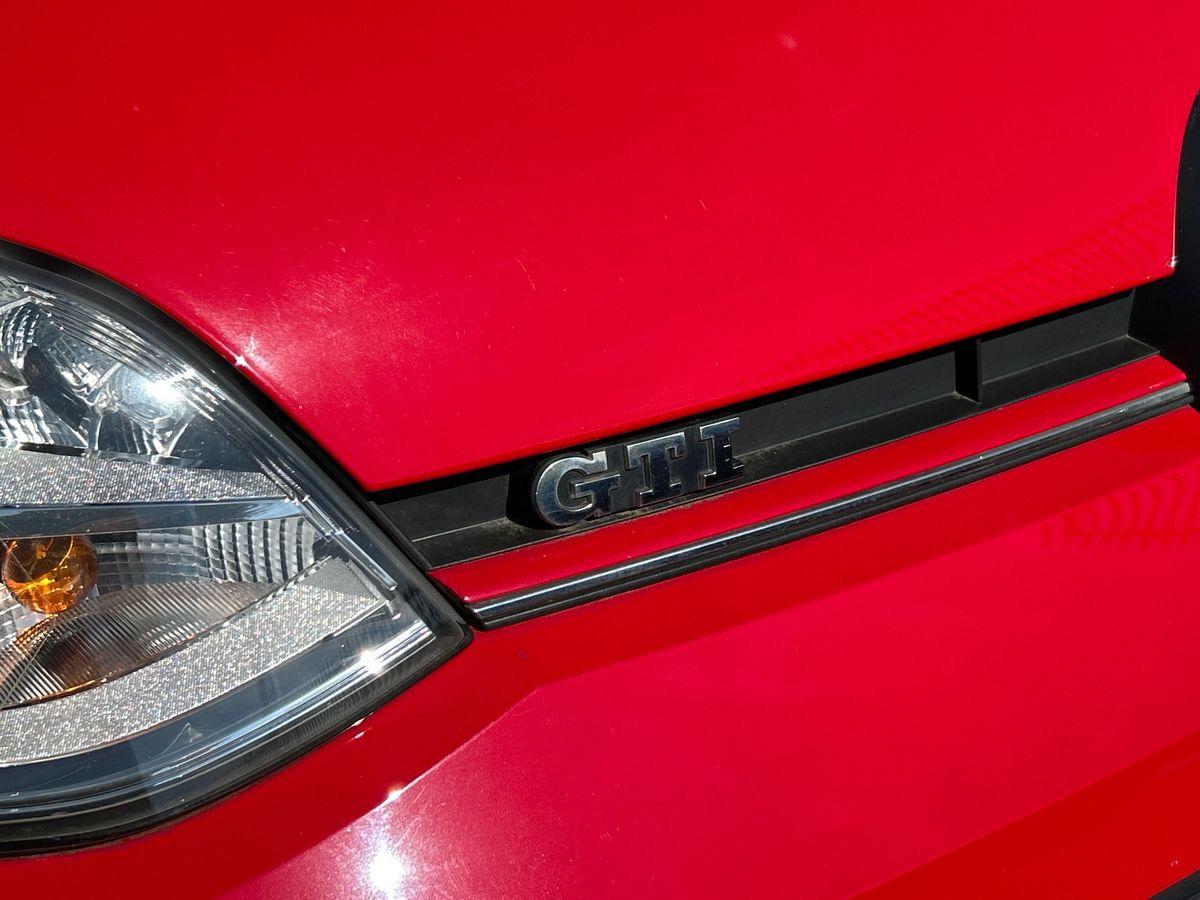 Volkswagen up! Photo autoimg-558877285fa73c050bf2942f5610ea27e2c1c21c.jpg