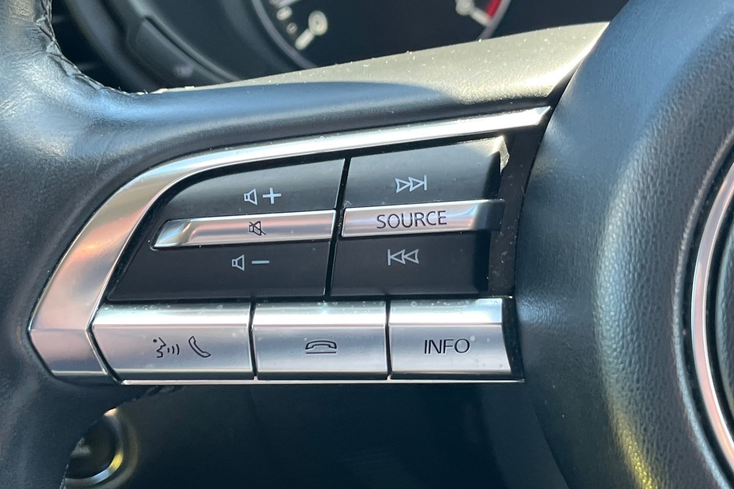 Mazda CX-30 Photo 37