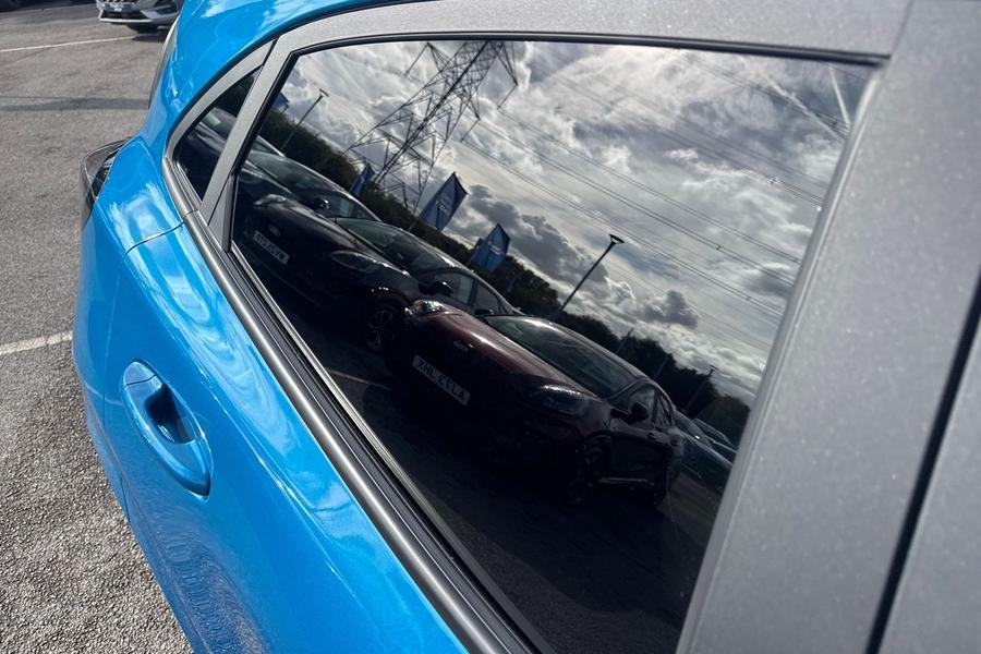 Ford PUMA Photo autoimg-558a5aec94ad0c362958db9e7f20ff32d0d041a3.jpg