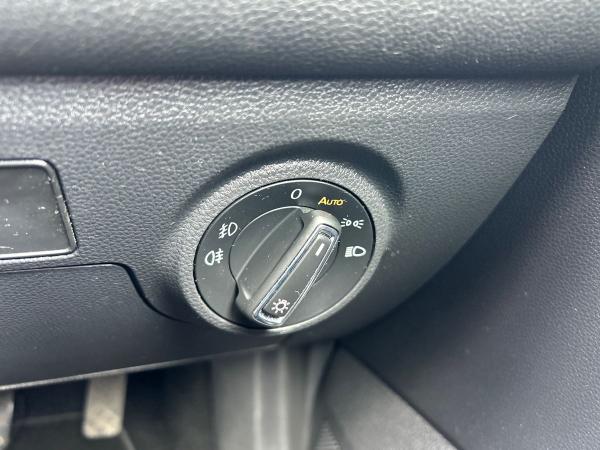 SEAT Ibiza Photo autoimg-558d543b2b4afd4fad7a12f613253abc6b8567b6.jpg