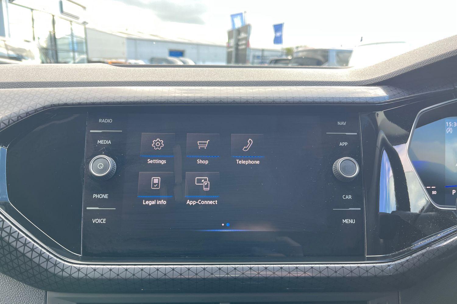 Volkswagen T-CROSS Photo 32