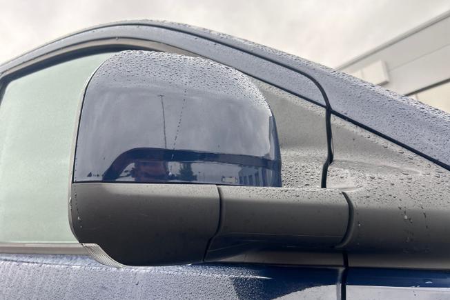 VOLKSWAGEN e-Transporter Photo 20