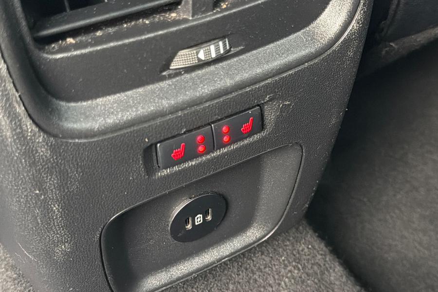 Ford Kuga Photo autoimg-5597d0fc1743f48c51c1df3aea7648bb49485167.jpg