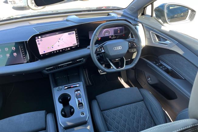 Audi Q4 e-tron Photo 58