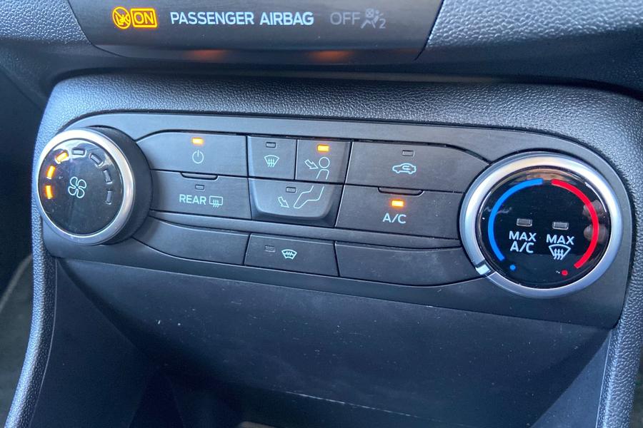 Ford Fiesta Photo autoimg-559b6288eca8d9dabf5c2fdd1f654b2cb8f8595f.jpg