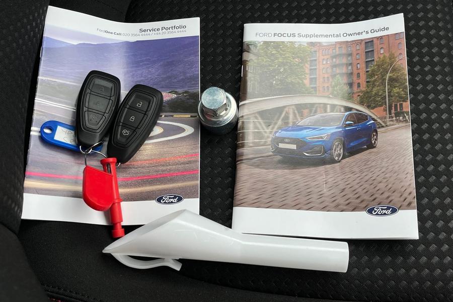 Ford FOCUS Photo autoimg-55a1b13cd3534e4509a7287d5850f7d01cf747cd.jpg