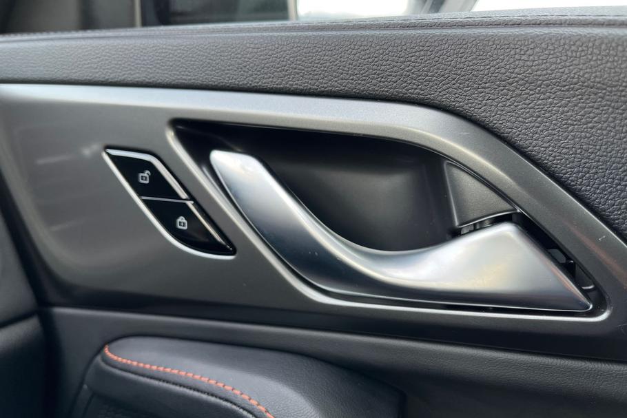 Used MG Motor UK HS 37