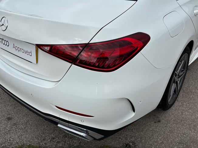 MERCEDES-BENZ C Class Photo 18