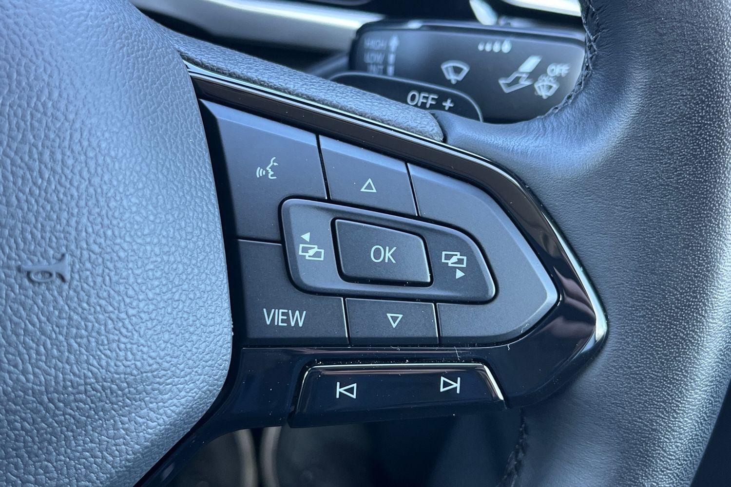 Ford TRANSIT CONNECT Photo 28