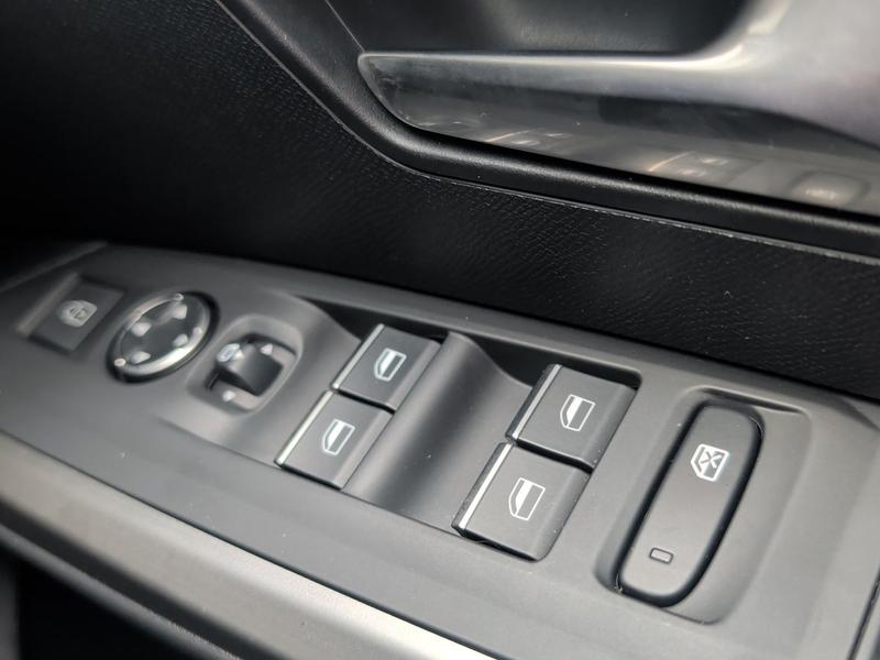 Used Peugeot E-3008 KS25NND 25