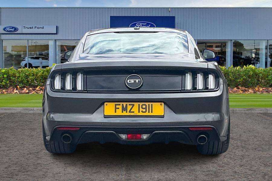 Ford MUSTANG Photo autoimg-55a4fb0adfda7571745c9b645e705dc3688c12ec.jpg
