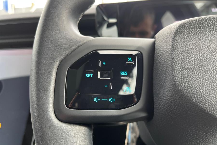 Ford Explorer Photo autoimg-55a63f88890b9151e6a7e6dc96fbb322c7e84184.jpg