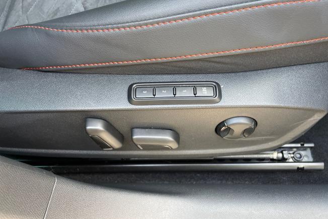 SEAT Leon Photo 23