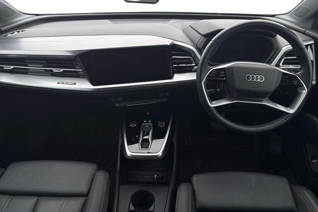 AUDI Q4 E-Tron Photo 11