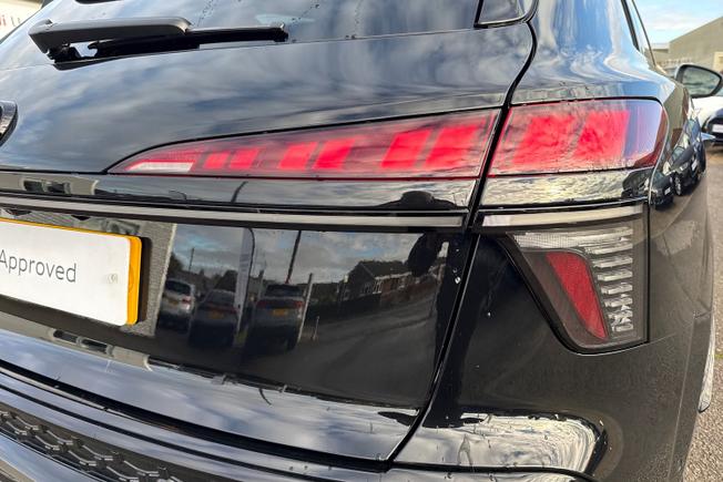 AUDI Q3 Photo 19