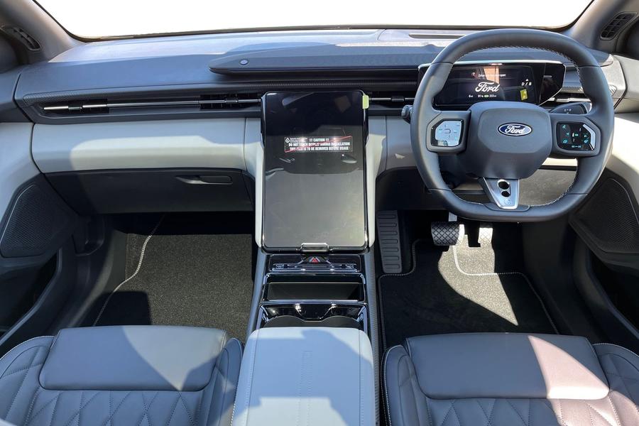 Ford Capri Photo autoimg-55aef603bc253db357cb48009fc44b028a74f88f.jpg