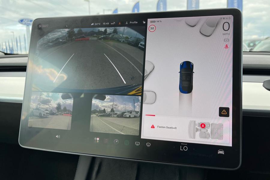 TESLA Model 3 Photo autoimg-55b25d029e5e8c642a9bd049be2ecbe200a1965e.jpg
