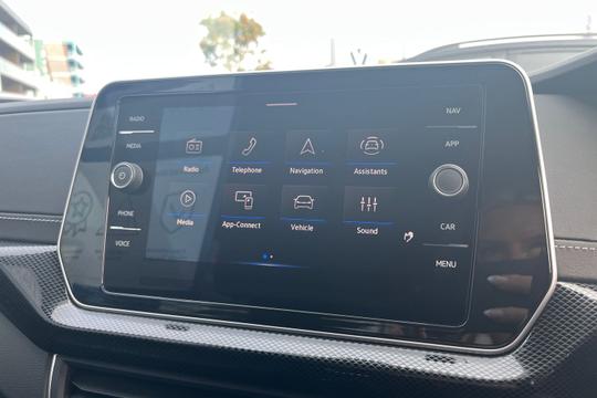 Volkswagen T-cross Photo autoimg-55b507da46f8fc38e0f35f2d7d2f2db7d6504587.jpg
