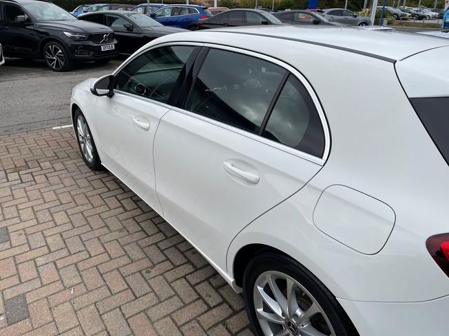 MERCEDES-BENZ A Class Photo 49