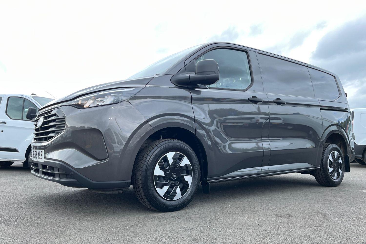 Ford TRANSIT CUSTOM Photo 35