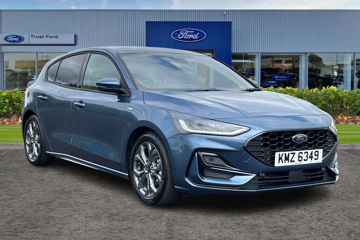 Ford FOCUS Photo 0