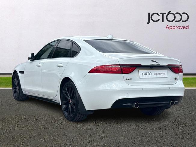 JAGUAR XF Photo 3