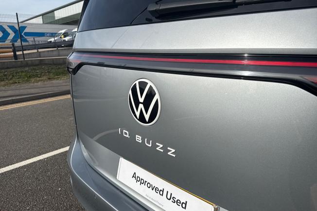 VOLKSWAGEN Id. Buzz Photo 25